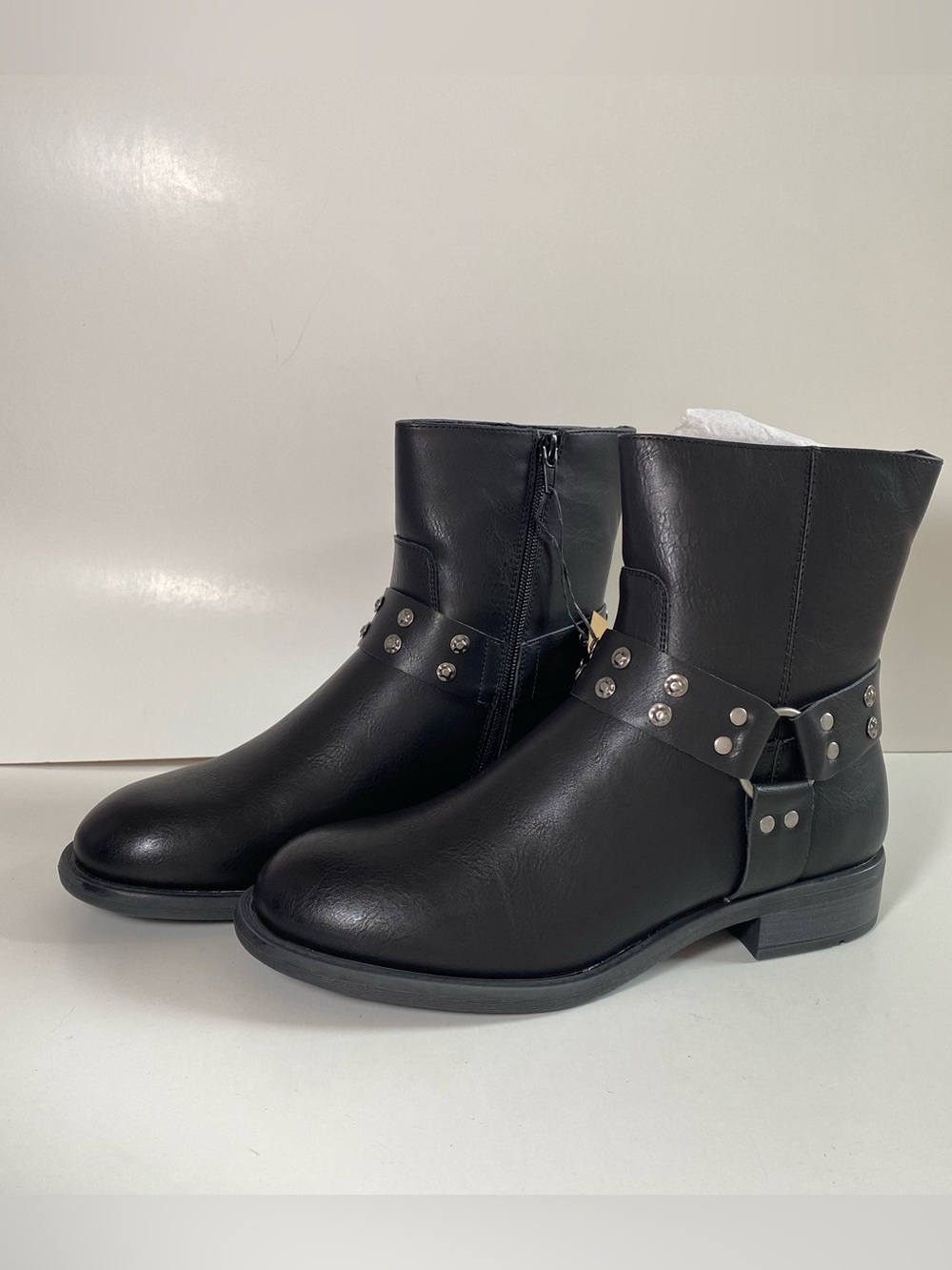 NEW Frye & Co. Women's Black Moto Harness Boots with Stud Detail size 9 - Picture 3 of 7